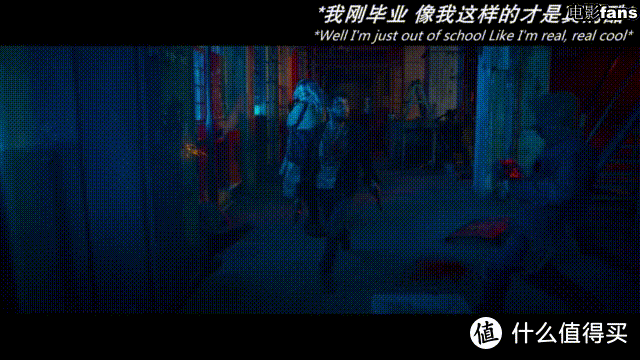 在逃生游戏里挨C好玩吗？游戏测评看这篇！