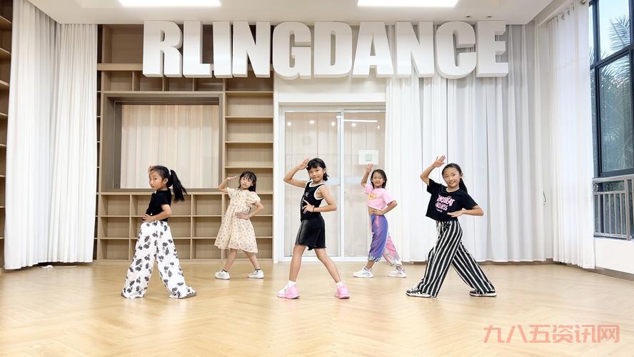 幼儿HIPHOP仙踪林怎么样？带宝贝体验超酷街舞！