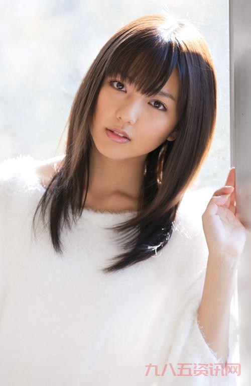 想看瑠川里菜？这里有她的最新作品合集！