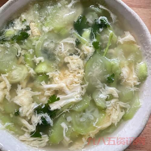 丝瓜草莓秋葵榴莲一起吃行不行？看完你就懂了！