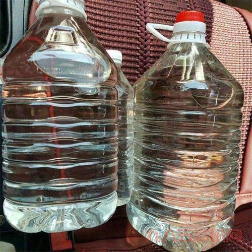 恶心罐装酒怎么辨别？老酒鬼教你识别劣质酒！