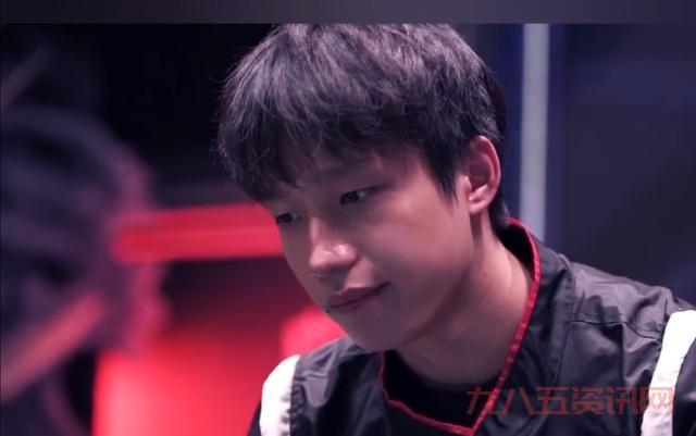 lol厂长退役了吗？看完这篇文章你就知道了！